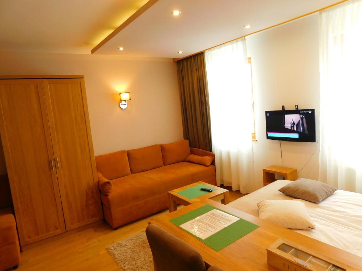 Apartments Rapid Яхорина Екстер'єр фото