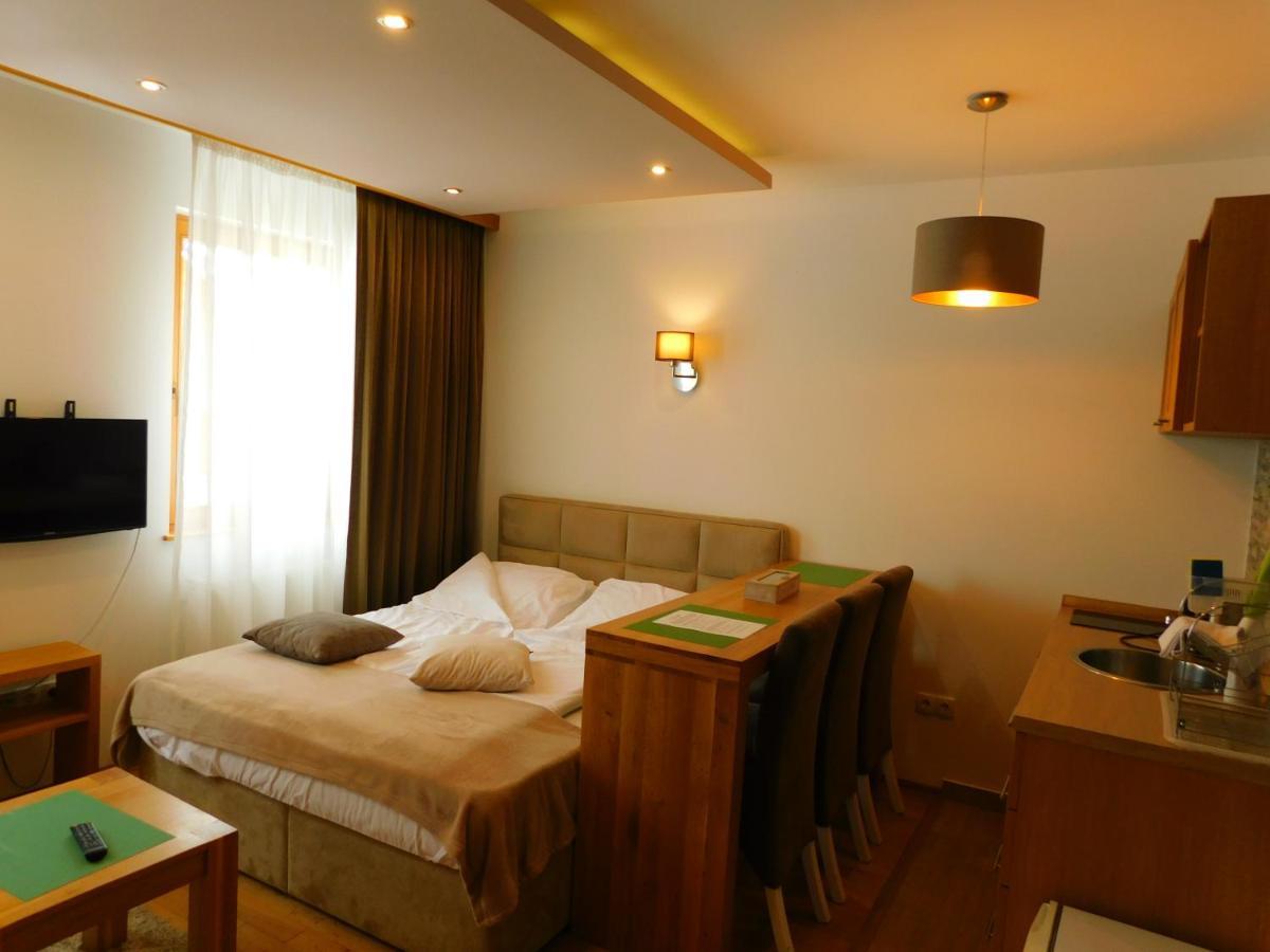 Apartments Rapid Яхорина Екстер'єр фото